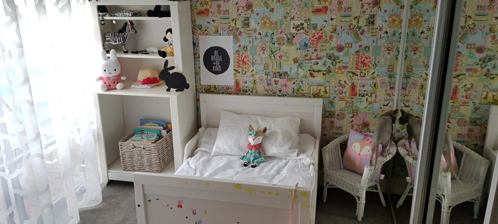 Styling a Monochrome kids bedroom (aka where did Holly Hobby go?)